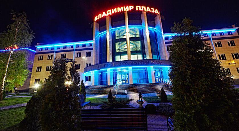 Гостиница Гостиничный комплекс Владимир Плаза Брянск-4